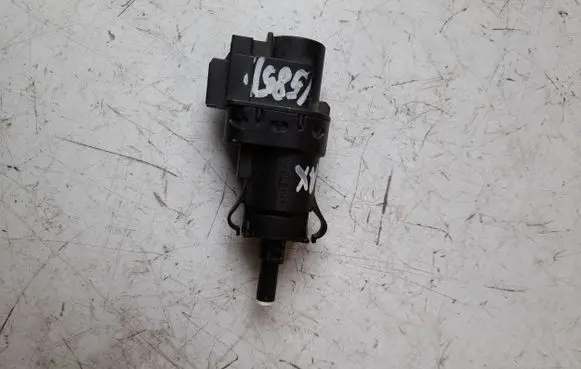 Ford C-MAX I Brake pedal sensor switch 3M5T13480AC