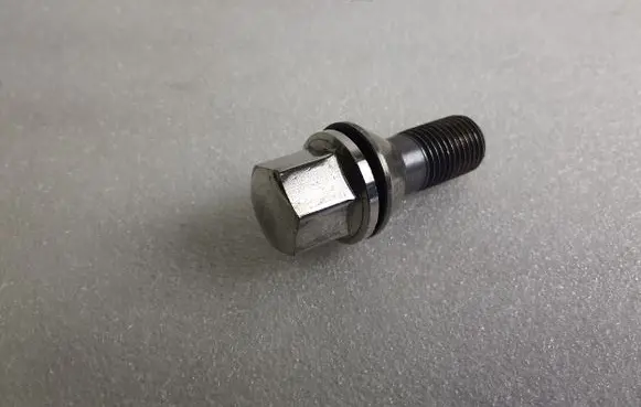 Maserati Levante Nuts/bolts 