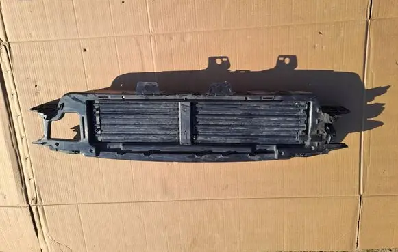 Volvo V60 Radiator trim 1136343XX
