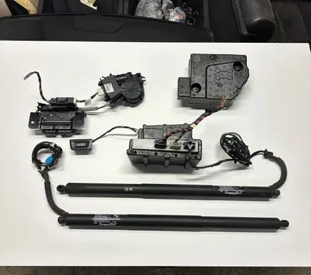 BMW X3 F25 Tailgate hydraulic set 71496710 7232003 7232004