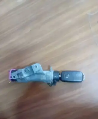 Audi A6 S6 C5 4B Ignition lock 4B09058510