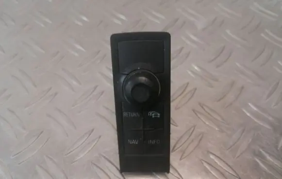 Multifunctional control switch/knob