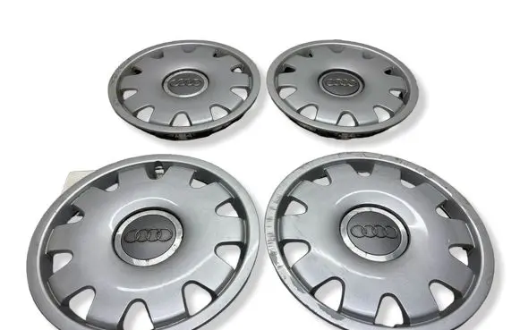 Audi A6 S6 C5 4B R15 wheel hub/cap/trim 8Z0601147A