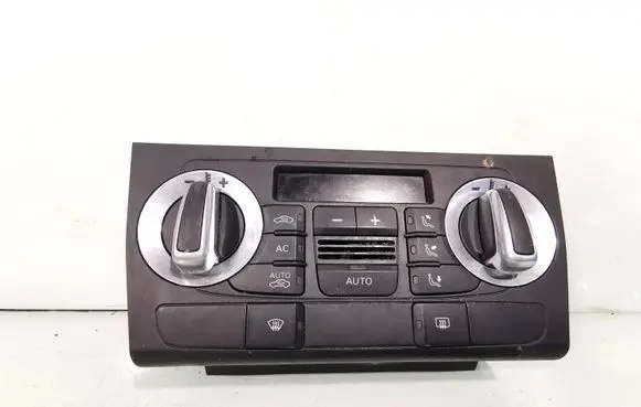 Audi A3 S3 A3 Sportback 8P Climate control unit 8P0820043BM