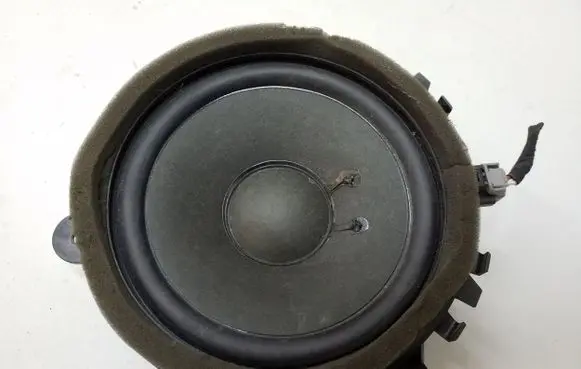 Volvo C30 Front door speaker 30657445