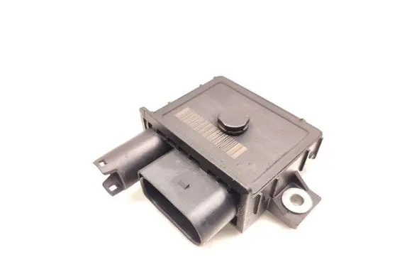 BMW 3 E90 E91 Glow plug pre-heat relay 779800006