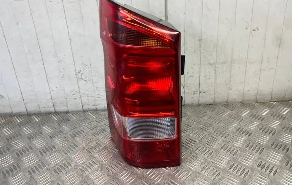 Mercedes-Benz Vito Viano W447 Rear/tail lights A4478201164 00106171 2SK011581