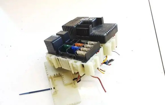 Ford Galaxy Fuse box set 6g9t14k131ab 6g9t-14k131-ab