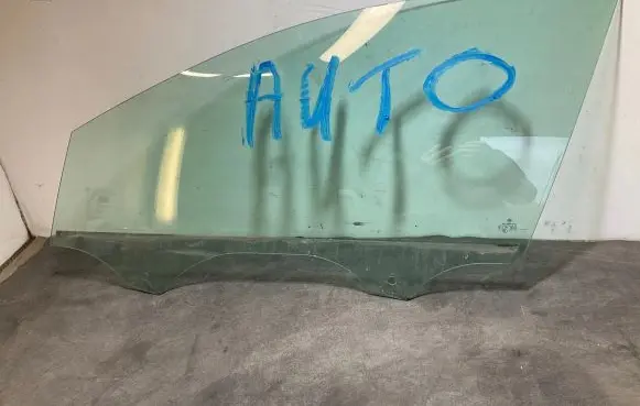 Volkswagen Golf VII Front door window glass four-door 5G4845201B 43R001025 E000184