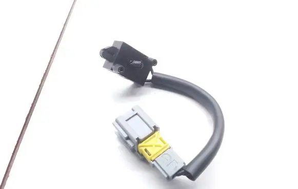 Peugeot 307 Clutch pedal sensor 95835T02
