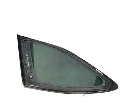 Subaru Outback (BS) Rear side window 100723191101