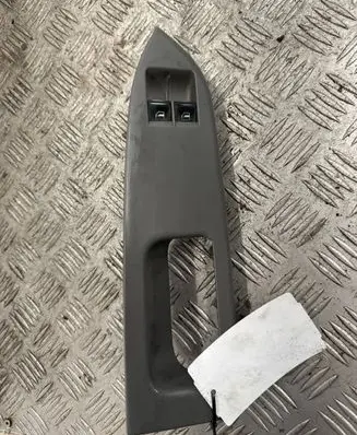 Volkswagen Caddy Electric window control switch 1T1867371G