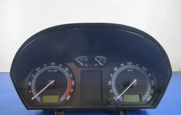Skoda Fabia Mk1 (6Y) Speedometer (instrument cluster)