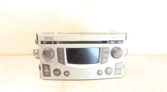 Toyota Corolla Verso AR10 Radio/GPS head unit trim 