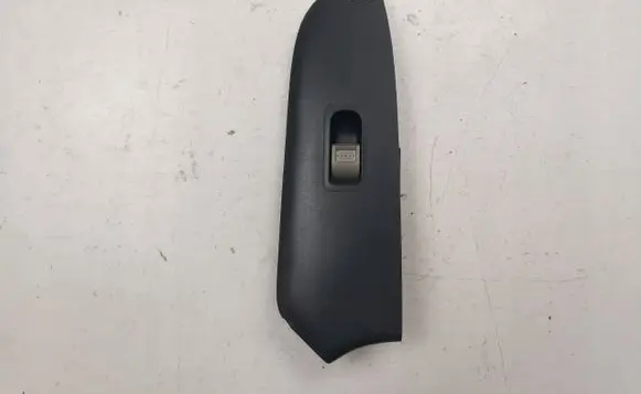 Honda CR-V Quarter vent window switch M20013