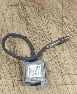 Mercedes-Benz V Class W447 Lambda probe sensor A0009058411