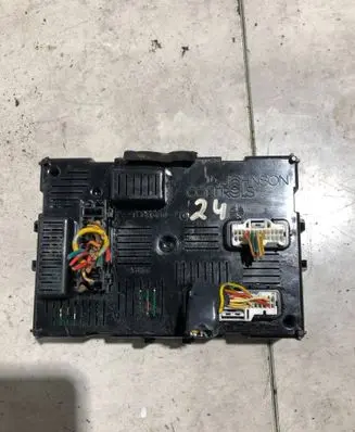 Nissan Note (E11) Comfort/convenience module 284B2EM01D