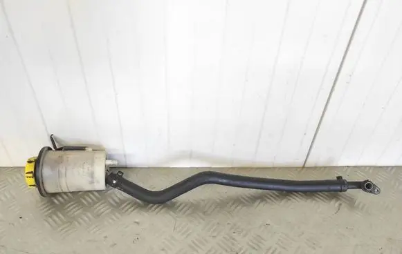 Land Rover Discovery 3 - LR3 Power steering fluid tank/reservoir YC153R700AA QFX500060 RQN000011