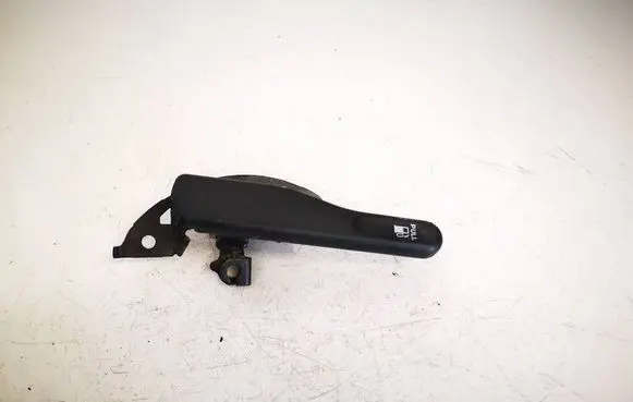 Nissan X-Trail T30 Fuel tank opening switch 