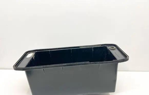 Battery bracket