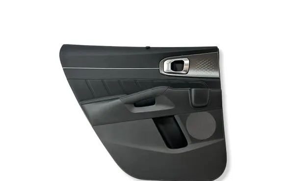 KIA Sorento IV Rear door card panel trim 46547