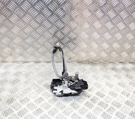 Volvo XC40 Front door lock 31462456 C73367101