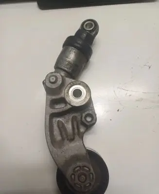 Mazda CX-7 Generator/alternator belt tensioner K0255