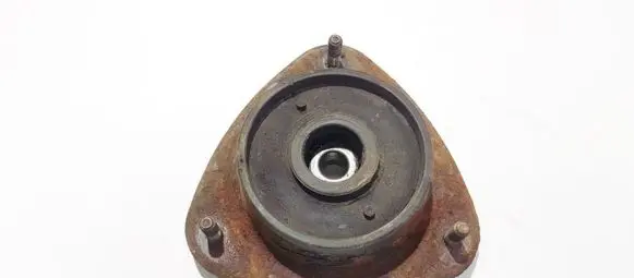 Subaru Forester SF Coil spring mount 3f7038 3f-7038