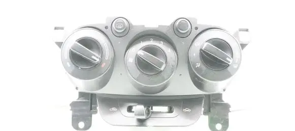 Mazda 2 Climate control unit