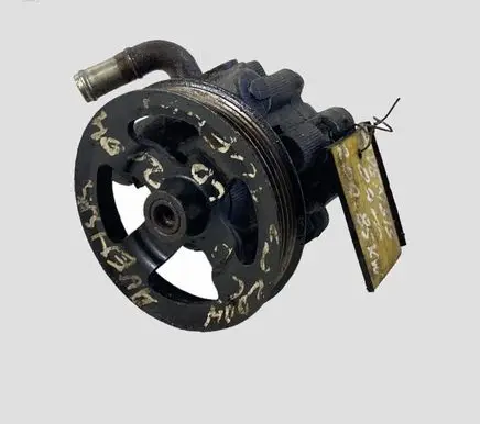 Toyota Avensis T250 Power steering pump
