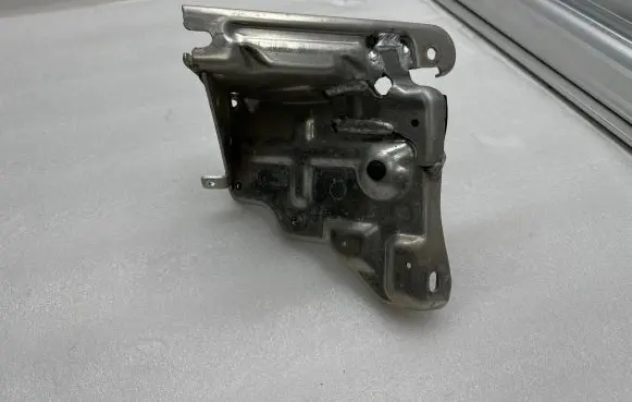 BMW i3 Battery tray 8602813 23310110 10708