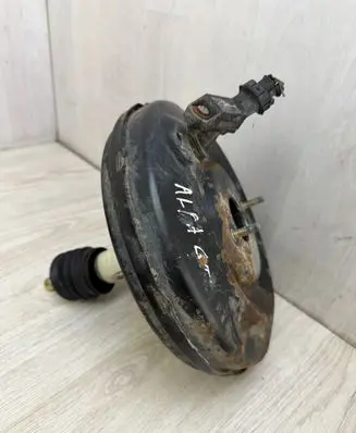 Alfa Romeo GT Brake booster 51753736 0261230052