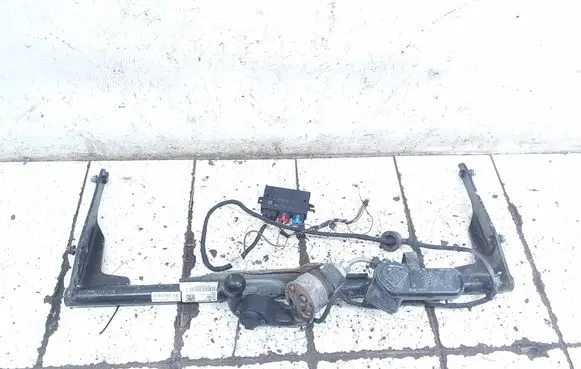 Volkswagen PASSAT B7 Tow bar set 3AA803880H 7N0907383