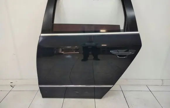 Volkswagen PASSAT B6 Rear door 