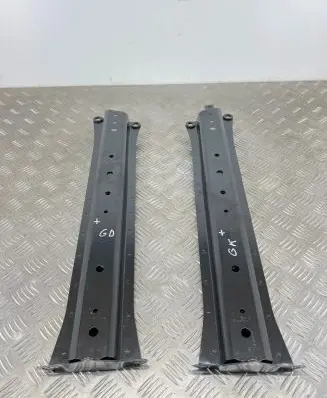 Lexus IS III XE30 Hybrid/electric vehicle battery bracket 