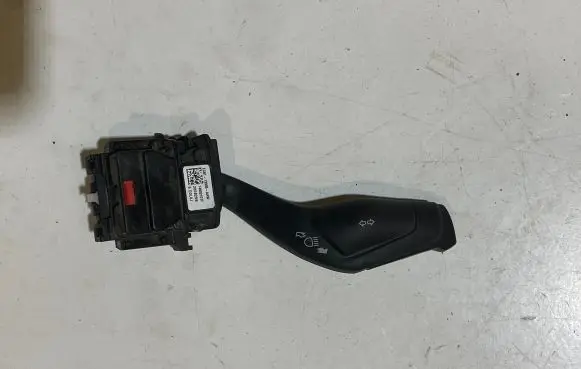 Ford Mustang VI Indicator stalk EG9T13335AAW