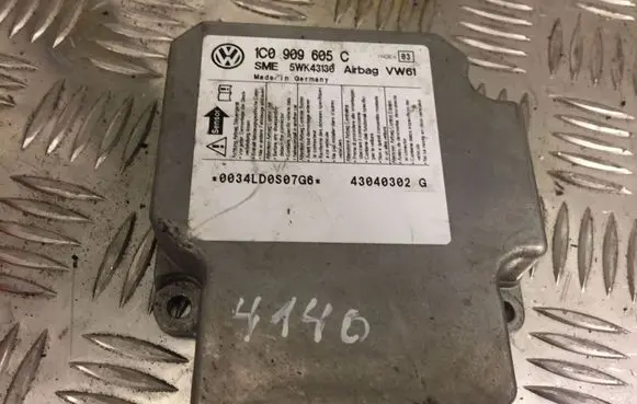 Volkswagen PASSAT B5.5 Airbag control unit/module 1C0909605C 4140