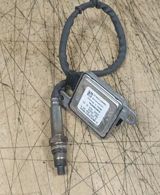 Mercedes-Benz V Class W447 Lambda probe sensor A0009058411