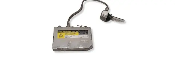 Lexus IS 220D-250-350 Headlight ballast module Xenon 8596750020