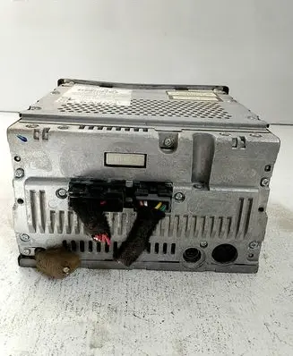 Volvo S40, V40 Radio/CD/DVD/GPS head unit 35337751