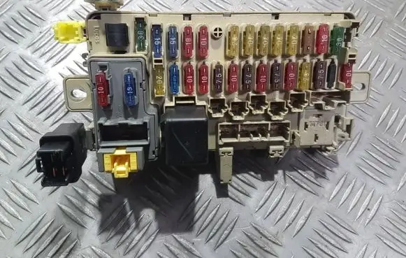 Honda Civic Fuse box set 38600ST3G010 38600-ST3-G010