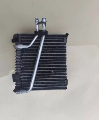 Audi Q7 4L Air conditioning (A/C) radiator (interior) 7L0820102M 52416219
