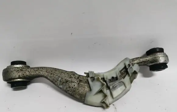 BMW 5 G30 G31 Rear control arm 6883340