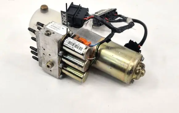 Audi A4 S4 B6 8E 8H Convertible roof hydraulic pump 8H0871611