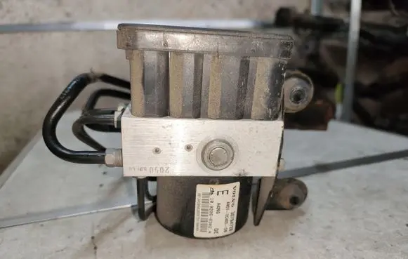 Volvo V50 ABS Pump 4N512C405GB 30794730AA