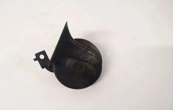 Volvo S70 V70 V70 XC Horn signal E200884