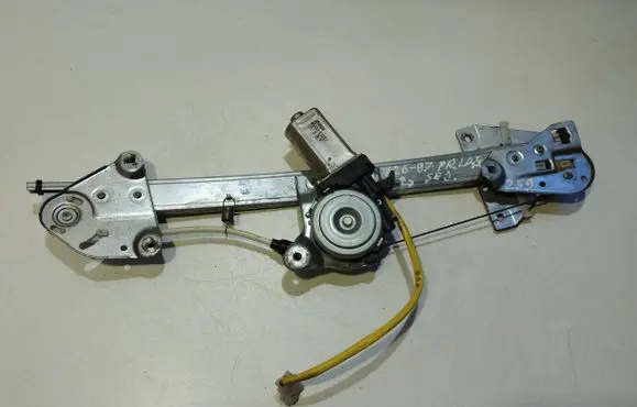Mazda 626 Front door window regulator with motor RH61684