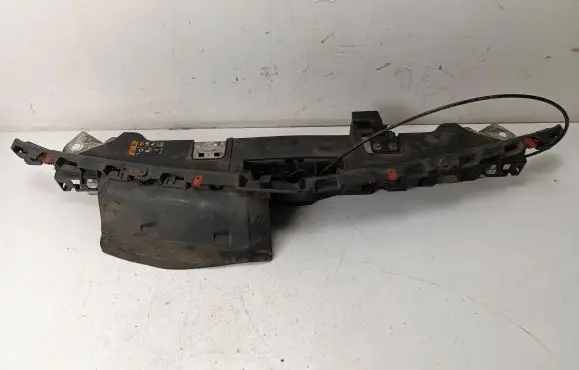 Opel Insignia A Top upper radiator support slam panel 13354566