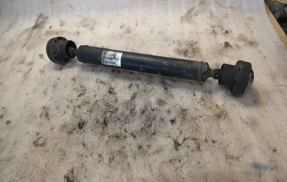 Mercedes-Benz ML W164 Front prop shaft A1644100701