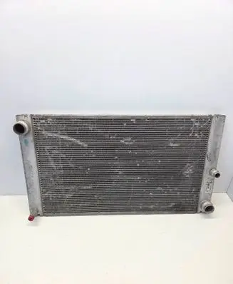 BMW 5 E60 E61 Coolant radiator 7795878 E9990003